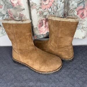 Birkenstock Uppsala Boot  Zip Suede Dark Brown Size 8-8.5